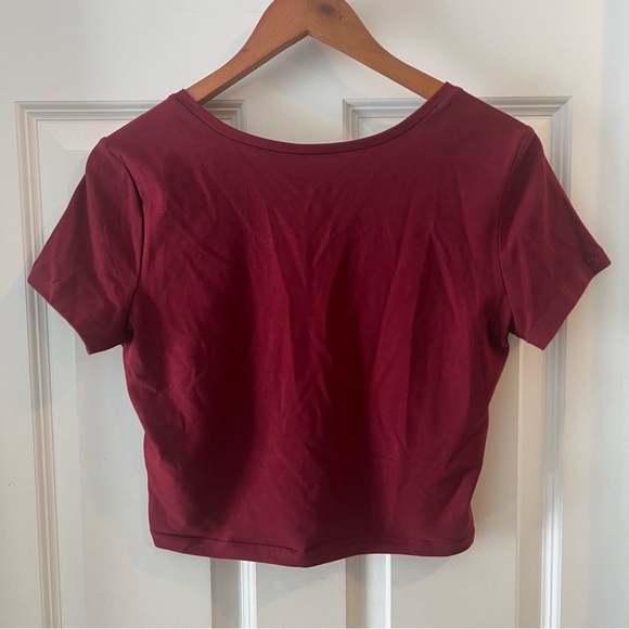 Wild Fable Women's Deep Red V-Neck Crop Top - Picture 2 of 4